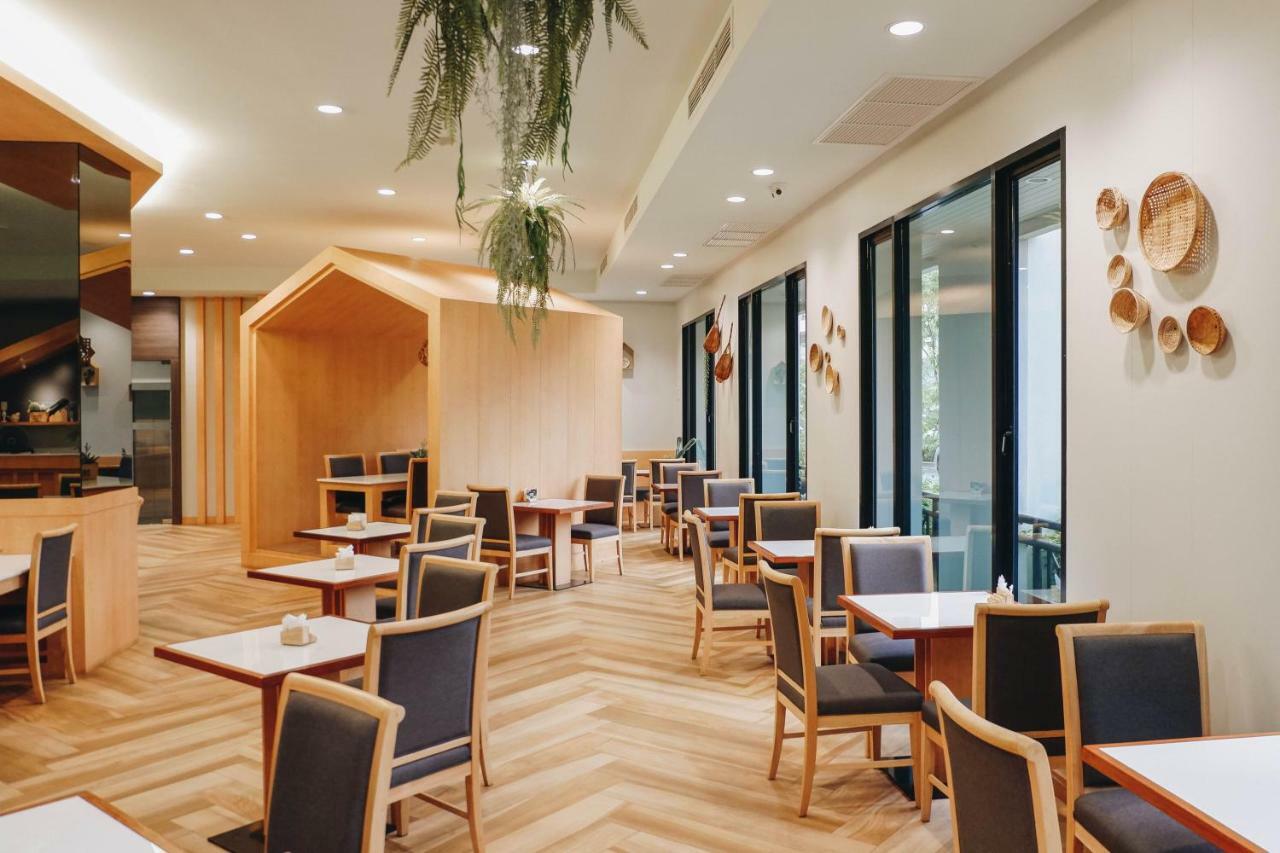 Civilize Hotel Udon Thani Exterior photo
